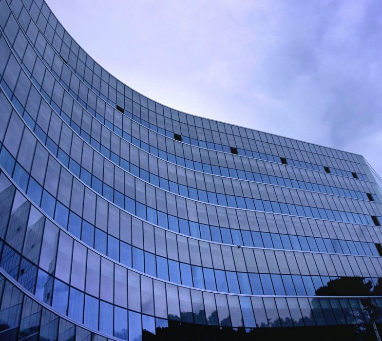 pexels-ingo-joseph-188035